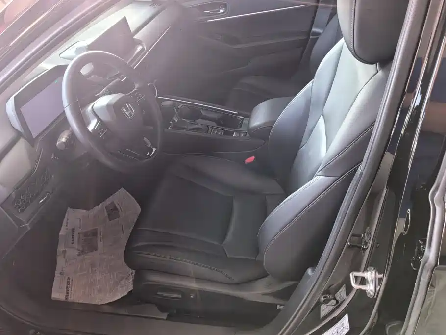 Honda Accord — миниатюра 9