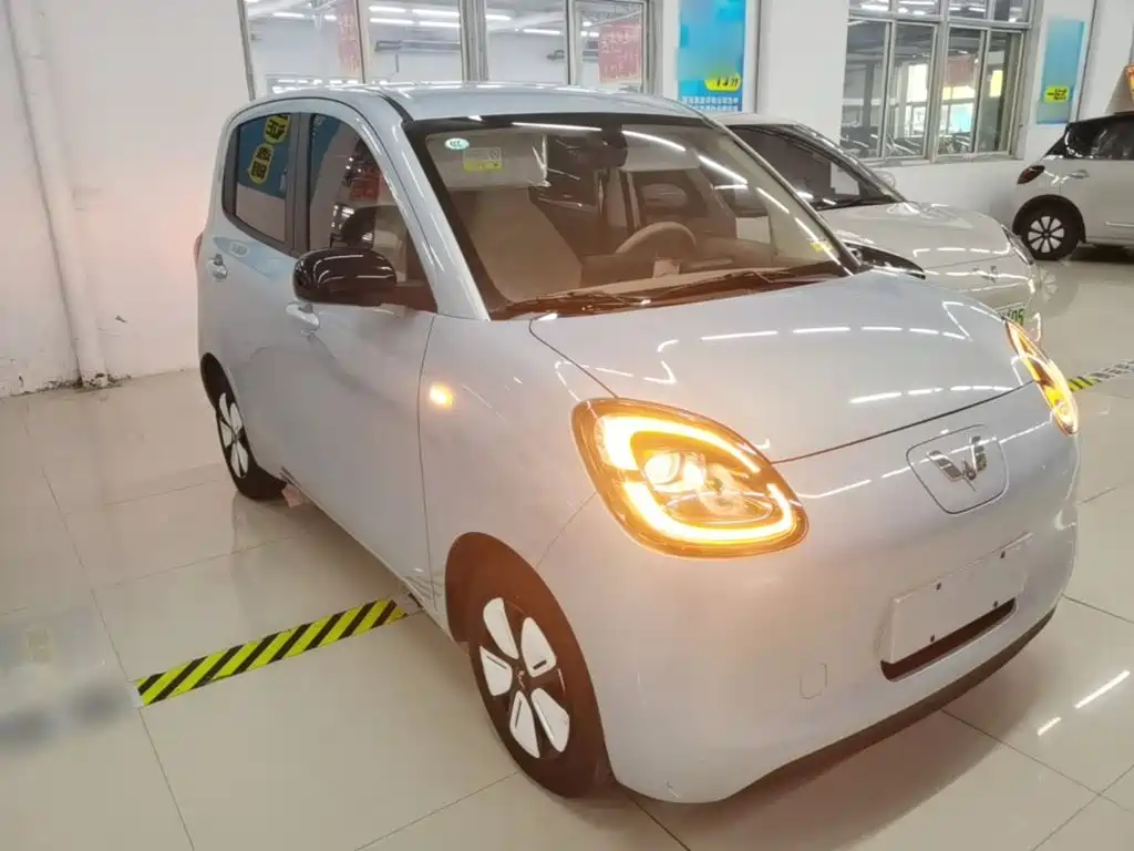 Wuling MINIEV — миниатюра 4
