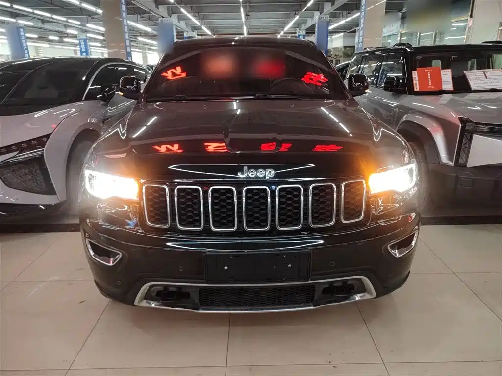JEEP GRAND CHEROKEE