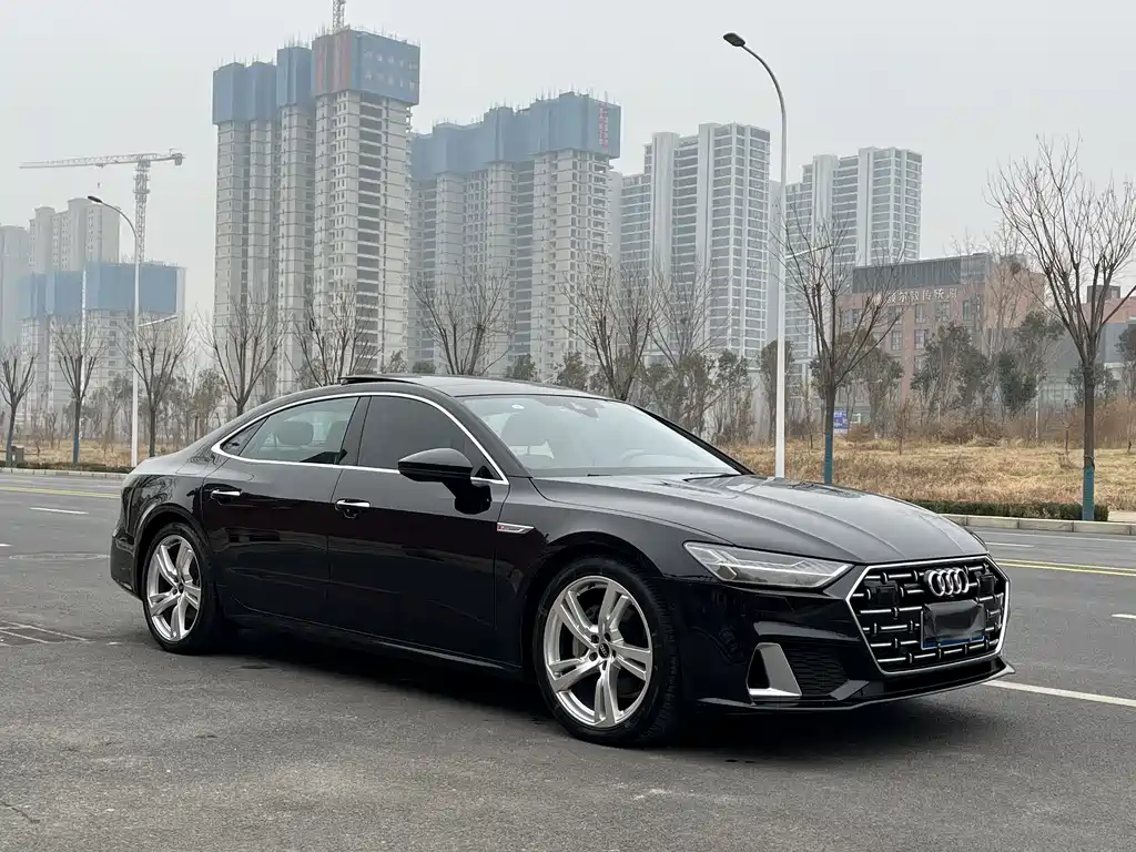 AUDI A7L