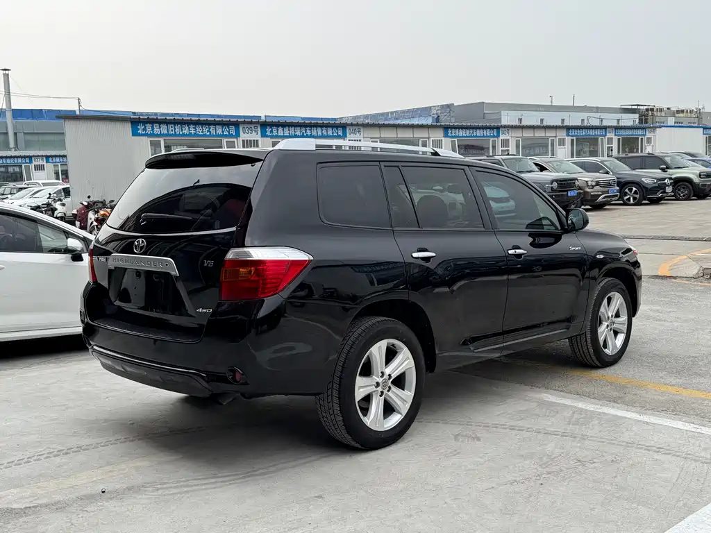 Toyota Highlander 2009 3.5L 7 мест