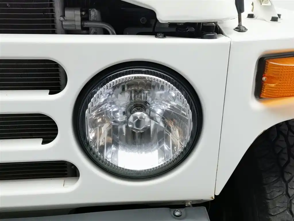 BAIC 212 2023 2.4T MT