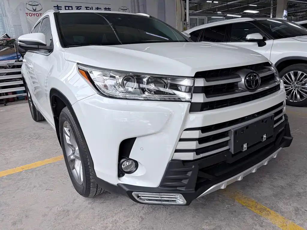 Toyota Highlander — миниатюра 3