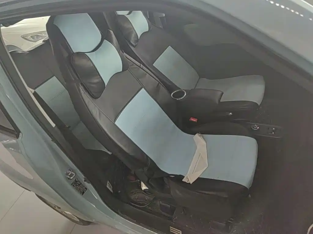 Wuling MINIEV — миниатюра 25
