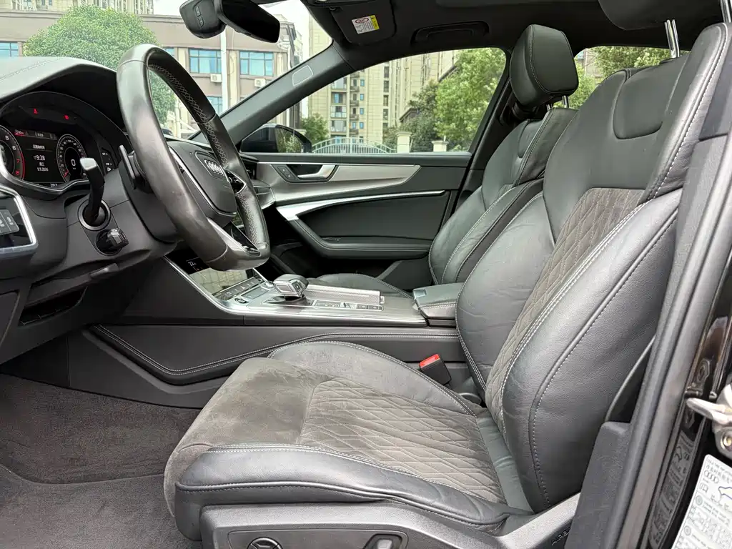Audi A6L — миниатюра 4