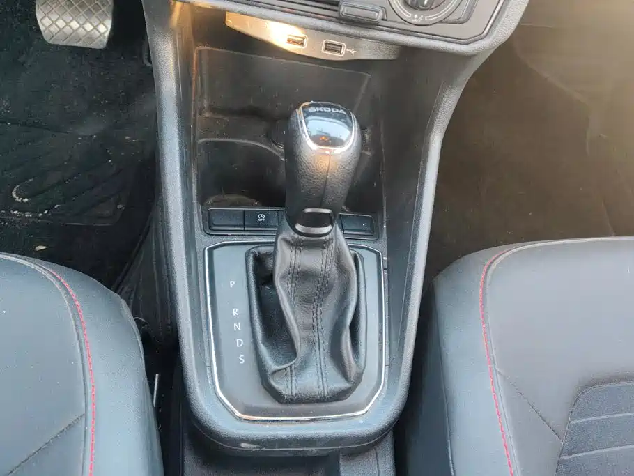 Skoda Rapid Spaceback — миниатюра 16