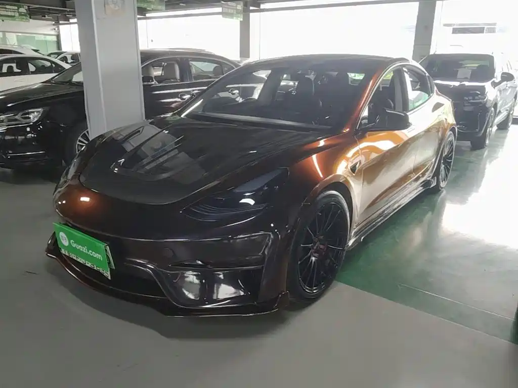 Tesla Model 3 2020