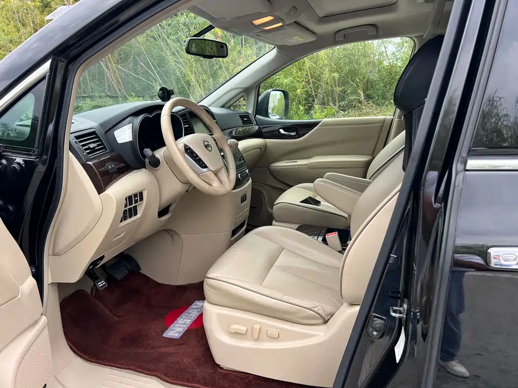 Nissan Quest — миниатюра 4