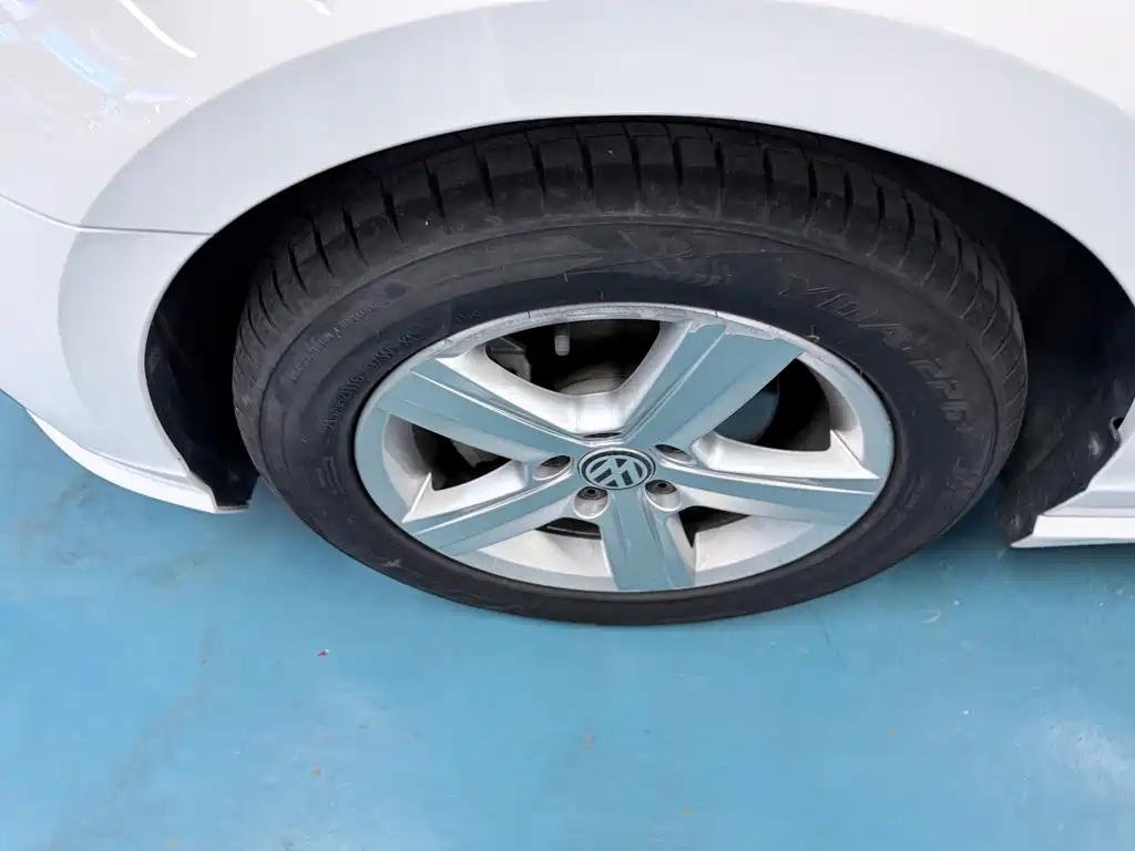 Volkswagen Lamando — миниатюра 4