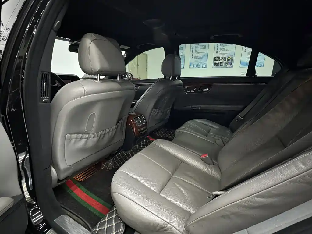 Mercedes-Benz S-Class — миниатюра 16