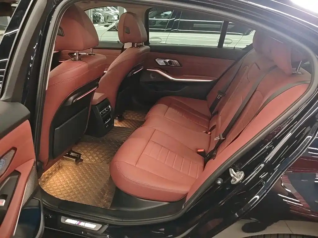 BMW 3 Series — миниатюра 17