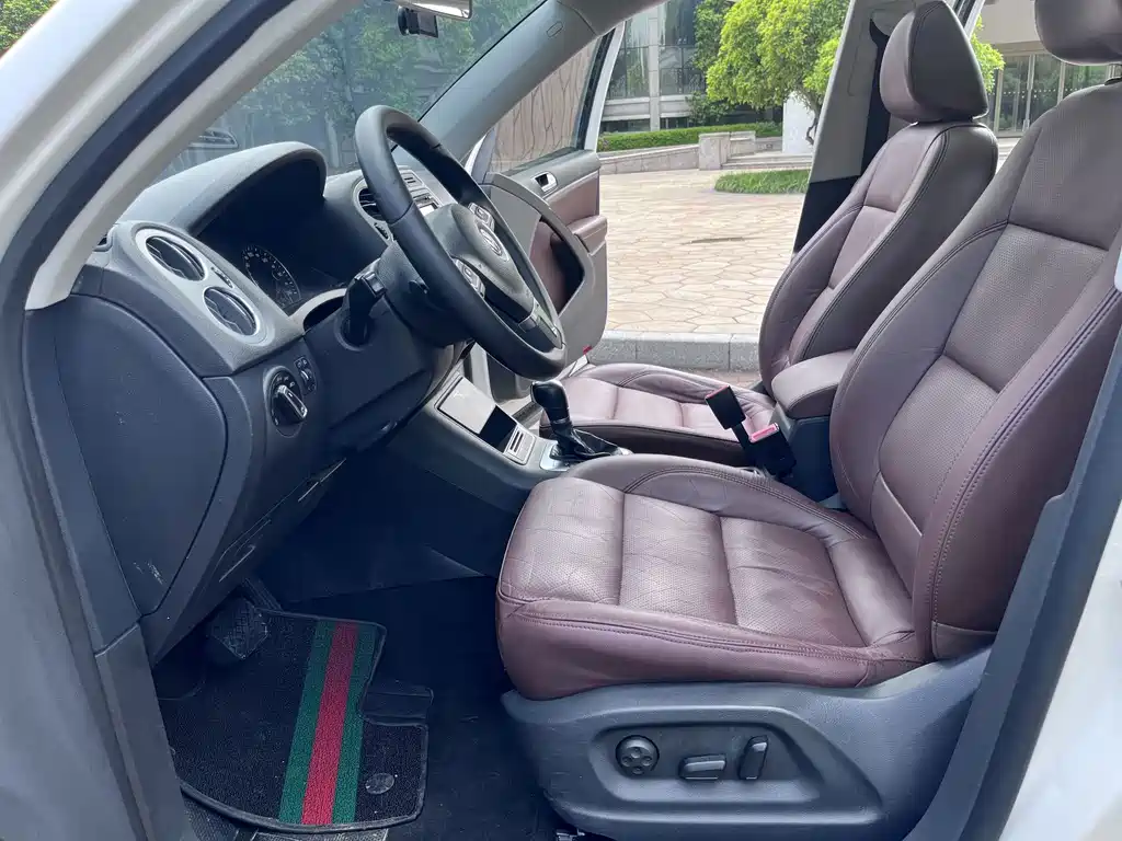 Volkswagen Tiguan — миниатюра 13