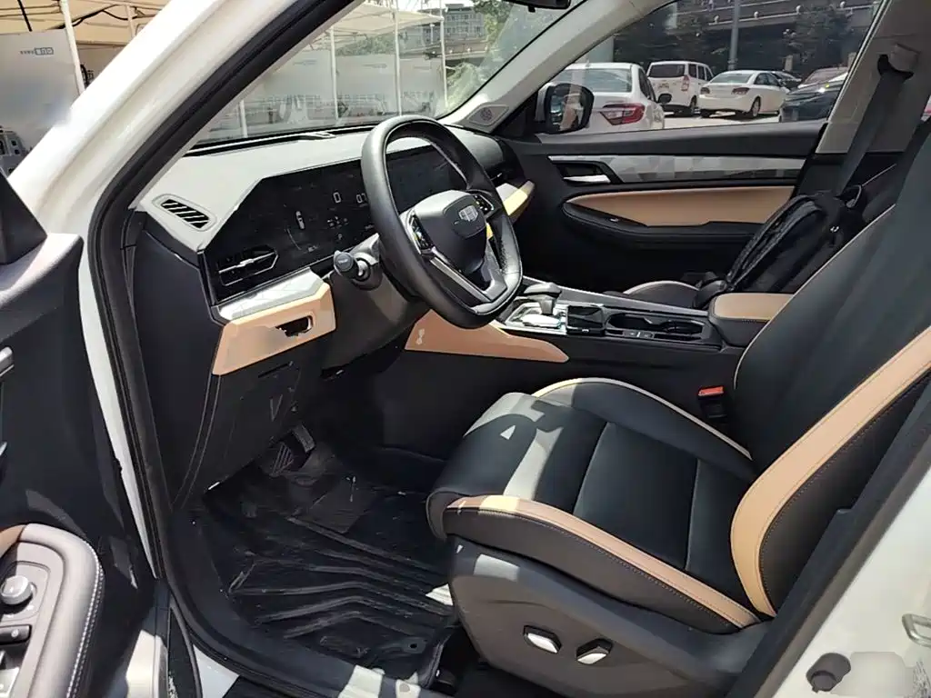 Geely Haoyue PRO — миниатюра 15