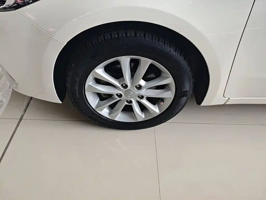 Kia K3 — миниатюра 23