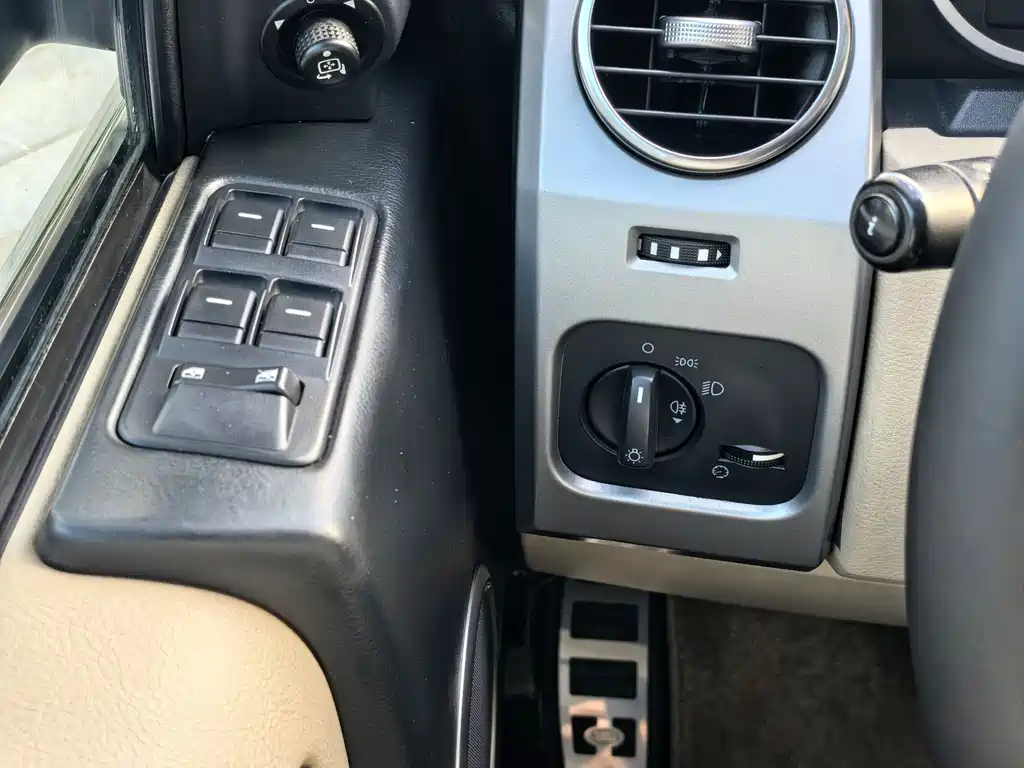 Land Rover Discovery — миниатюра 23
