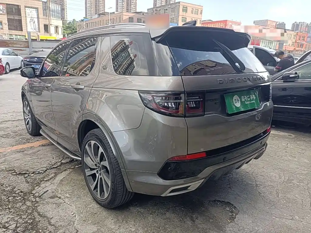 Land Rover Discovery Sport 2022 249PS R-Dynamic HSE Luxury 7 мест