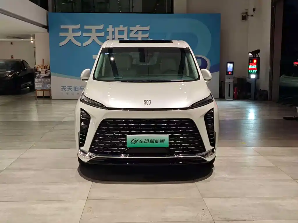 BUICK GL8 NEW ENERGY