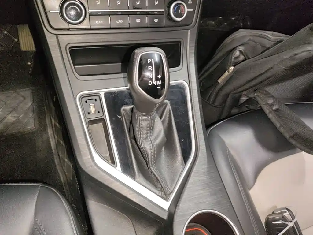 Geely Vision — миниатюра 14