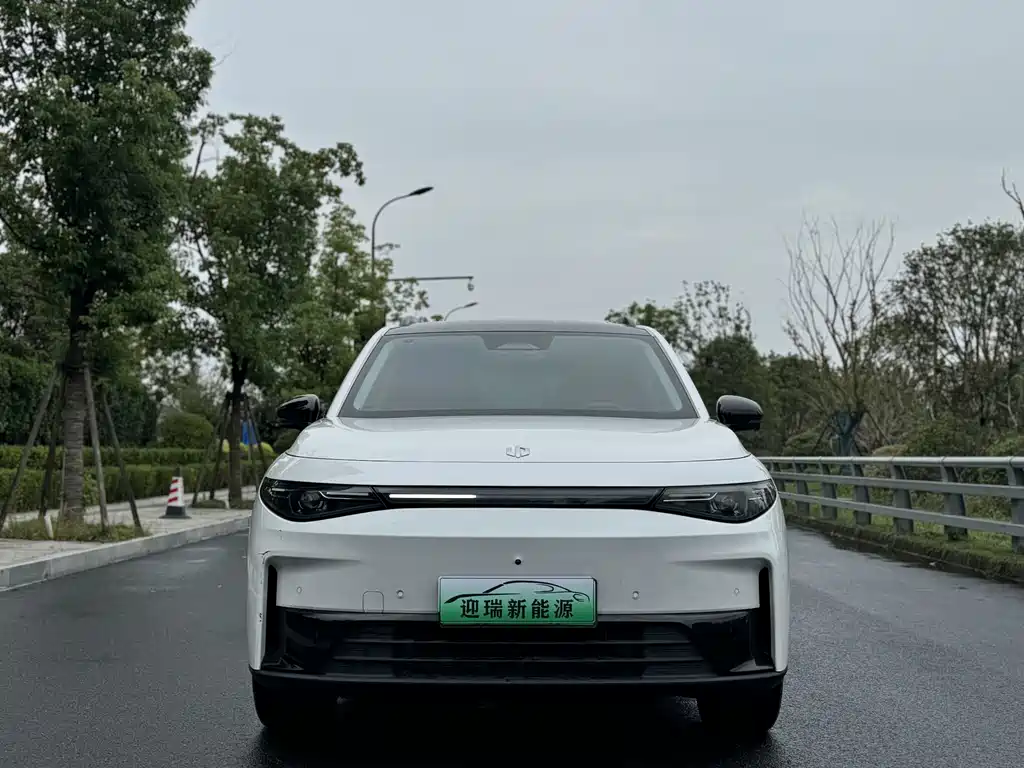 Leapmotor Leapmotor C16 — миниатюра 2