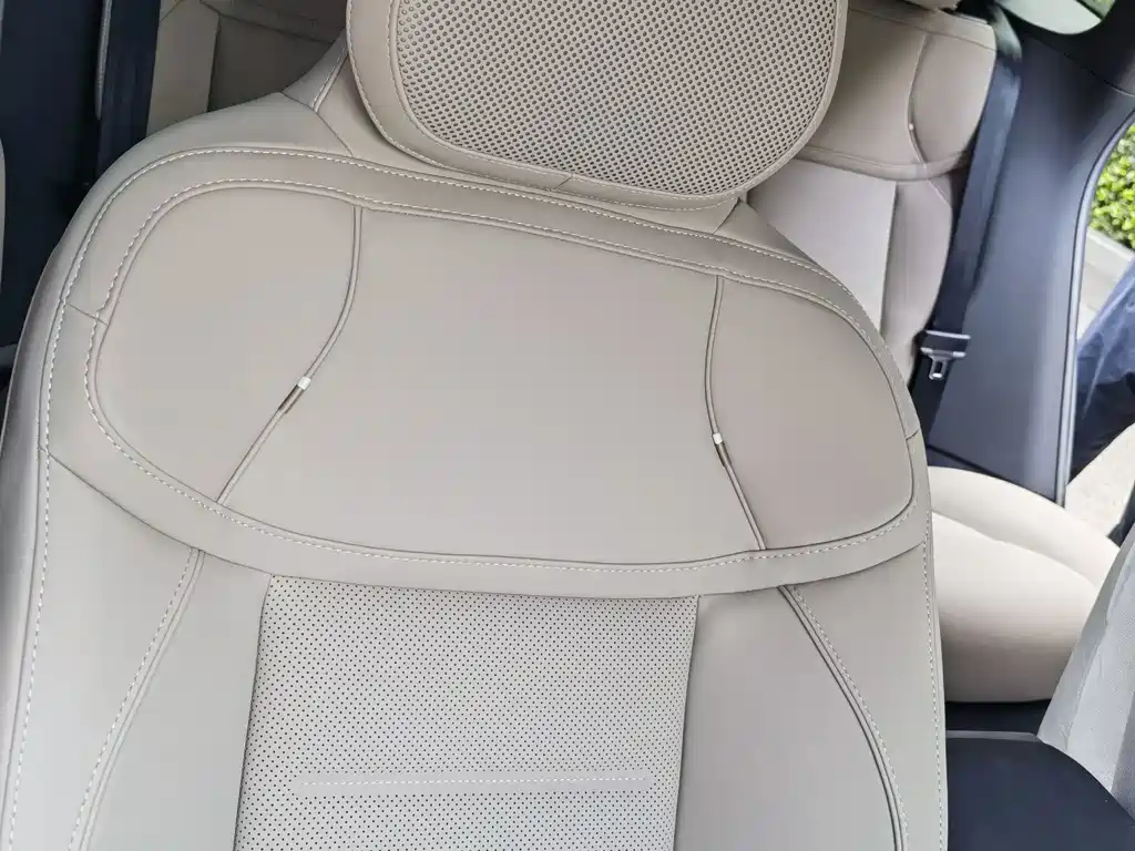 Volvo гибрид Volvo XC70 plug-in — миниатюра 18