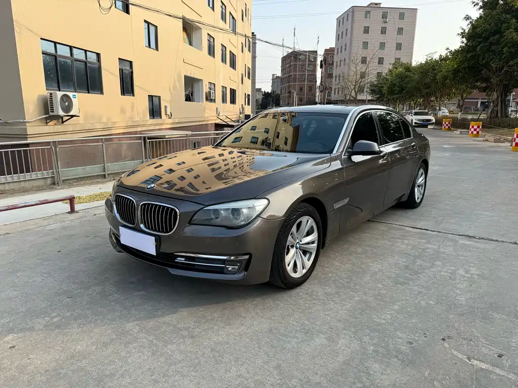 BMW 7 Series 2013