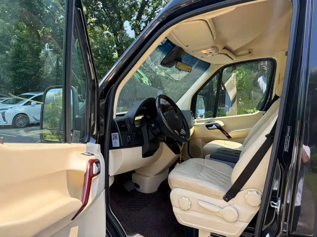 Mercedes-Benz Sprinter — миниатюра 5