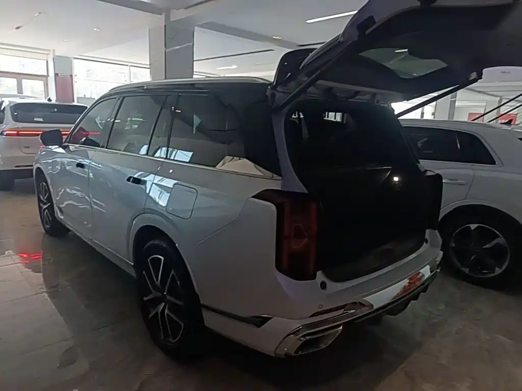 GAC Motor Trumpchi ES9 — миниатюра 5