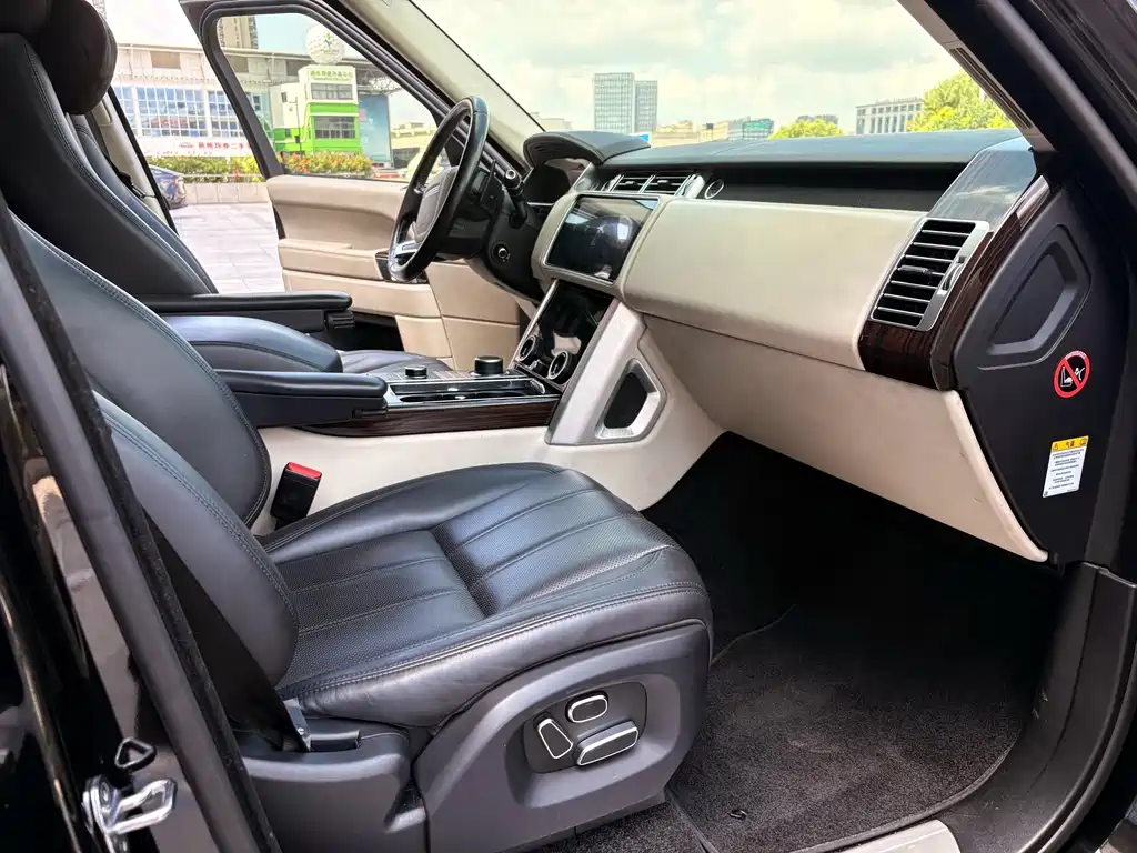 Land Rover Range Rover — миниатюра 3