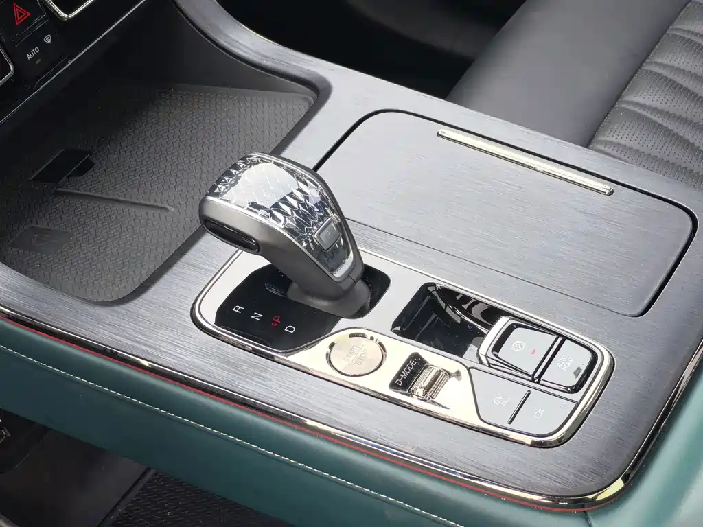 GAC Motor Trumpchi GS8 — миниатюра 16