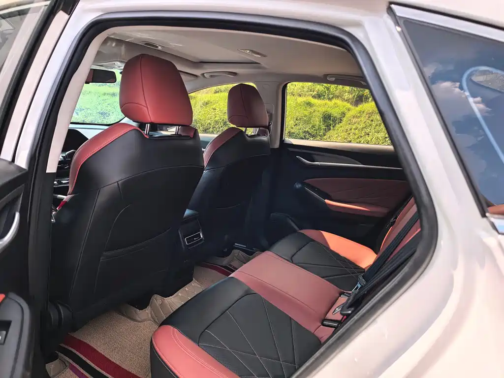 Changan Eado — миниатюра 5