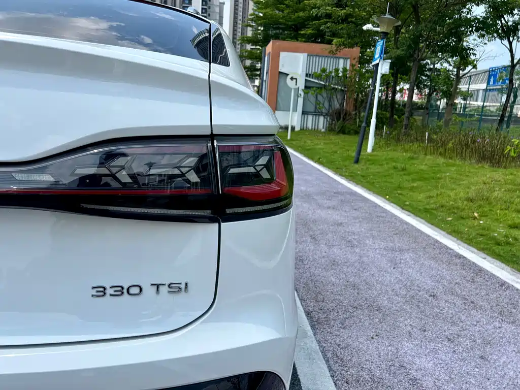 Volkswagen Tiguan X — миниатюра 26