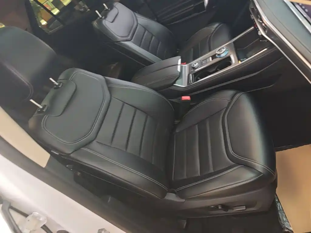 Ford Explorer — миниатюра 25