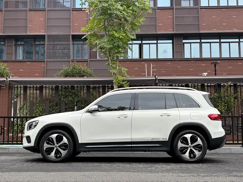 Mercedes-Benz GLB — миниатюра 5