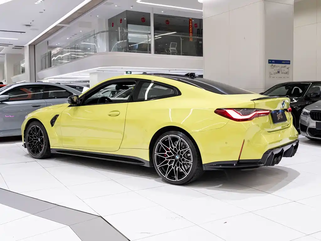 BMW M4 — миниатюра 5