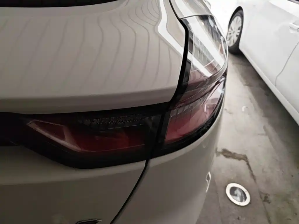 Geely Emgrand S — миниатюра 8