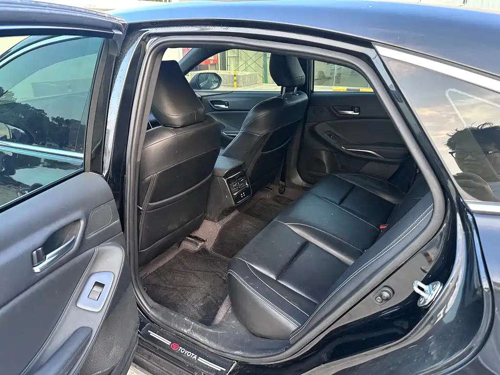 Toyota Avalon — миниатюра 5