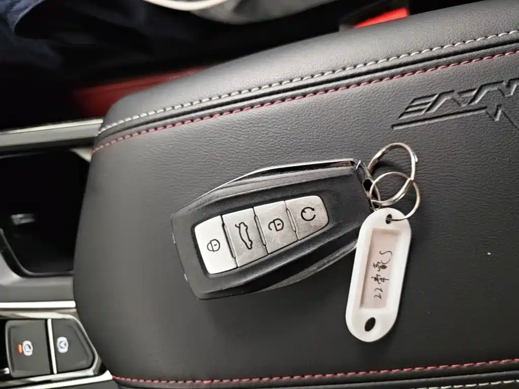 Geely Emgrand S — миниатюра 9