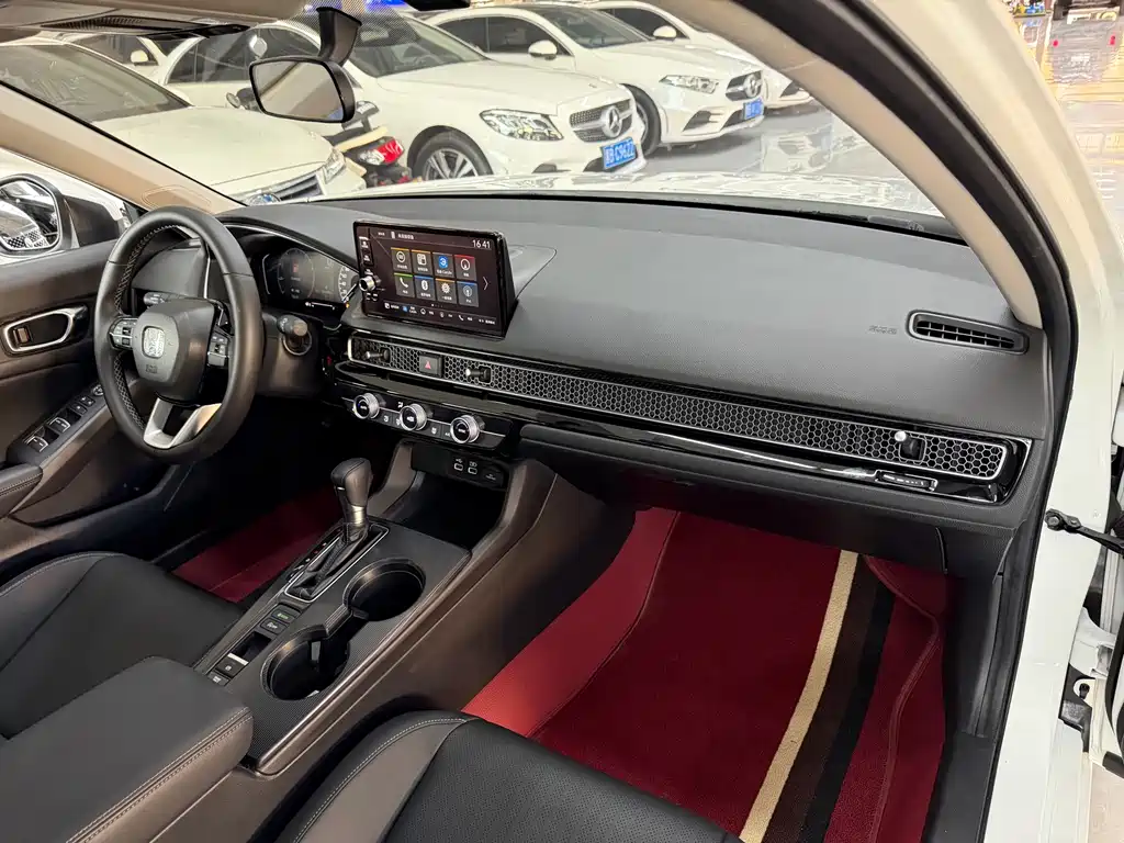 Honda Civic — миниатюра 17