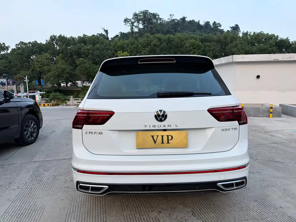 Volkswagen Tiguan L — миниатюра 8