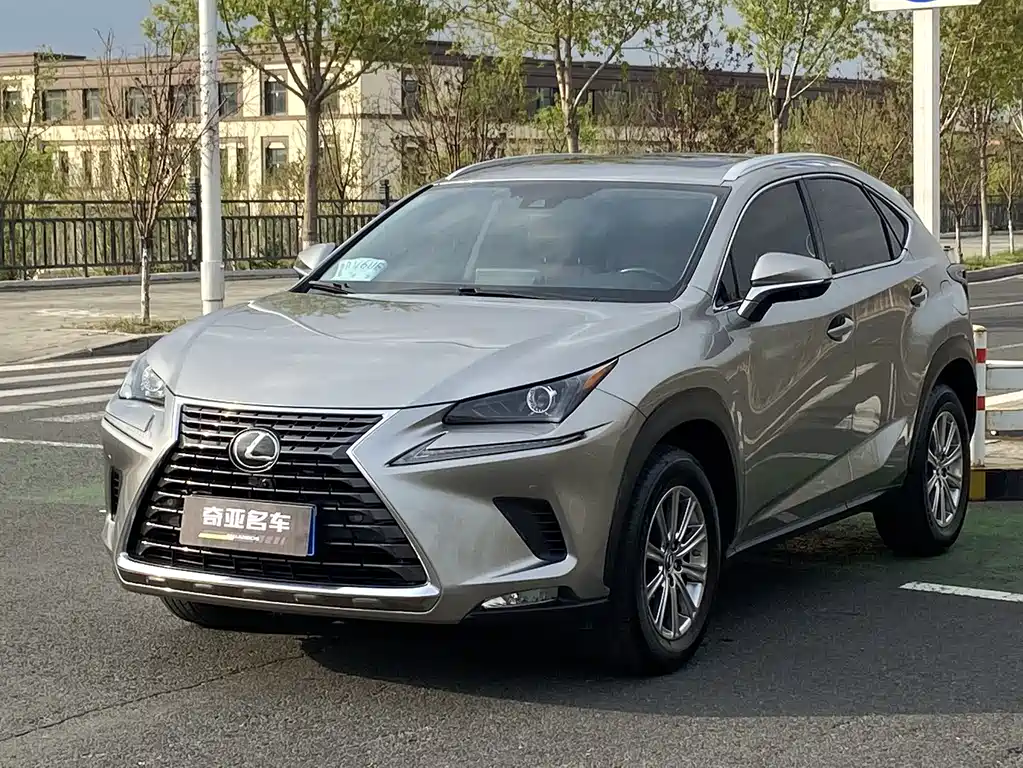 Lexus NX 2019