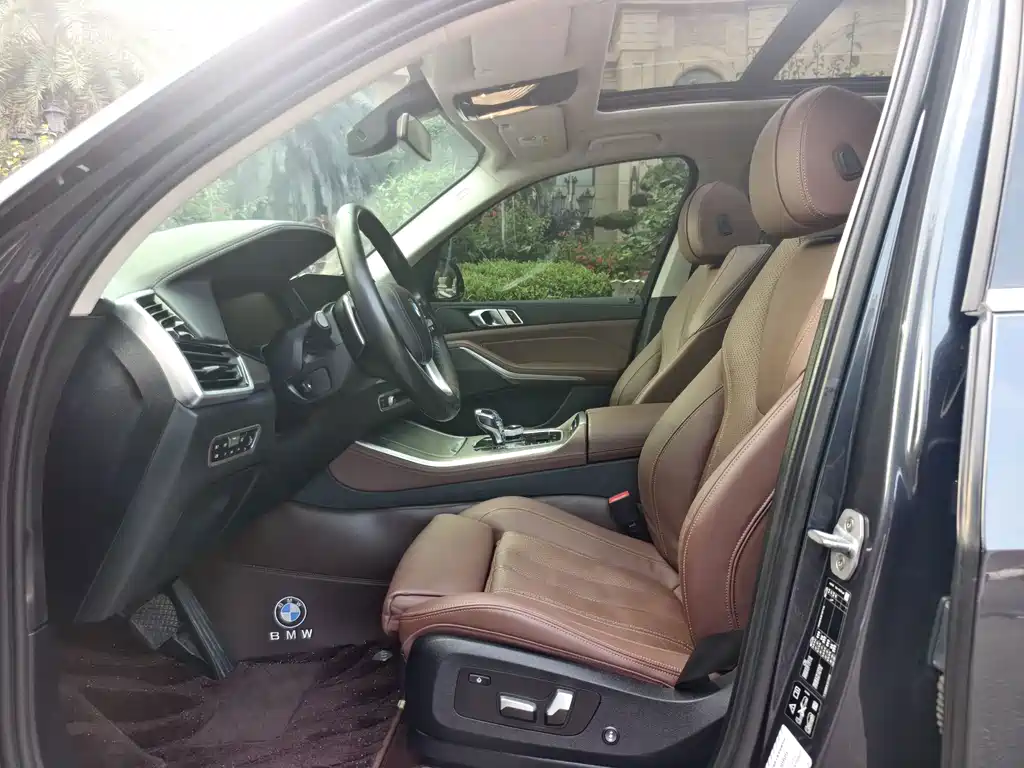 BMW X5 (Import) — миниатюра 9