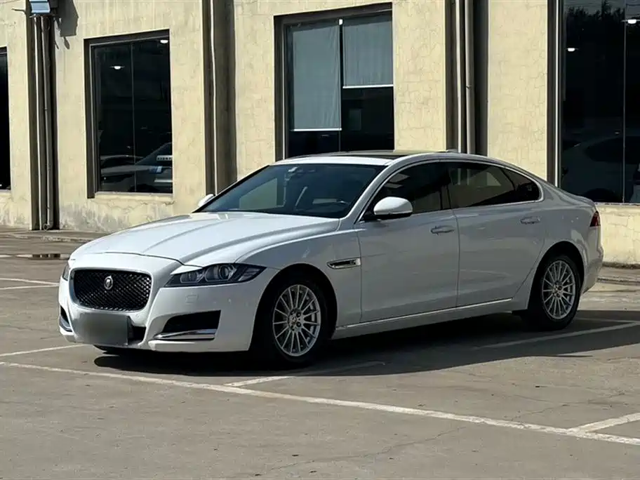 Jaguar XFL 2017