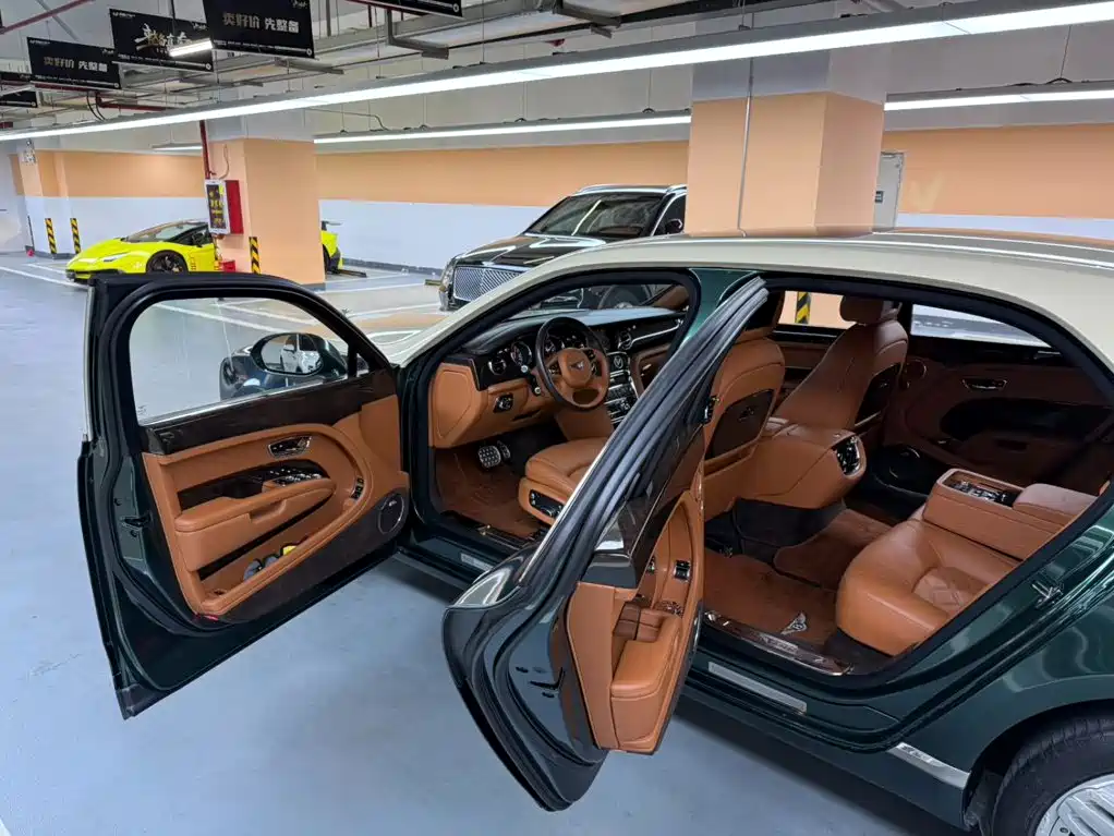 Bentley Mulsanne — миниатюра 10