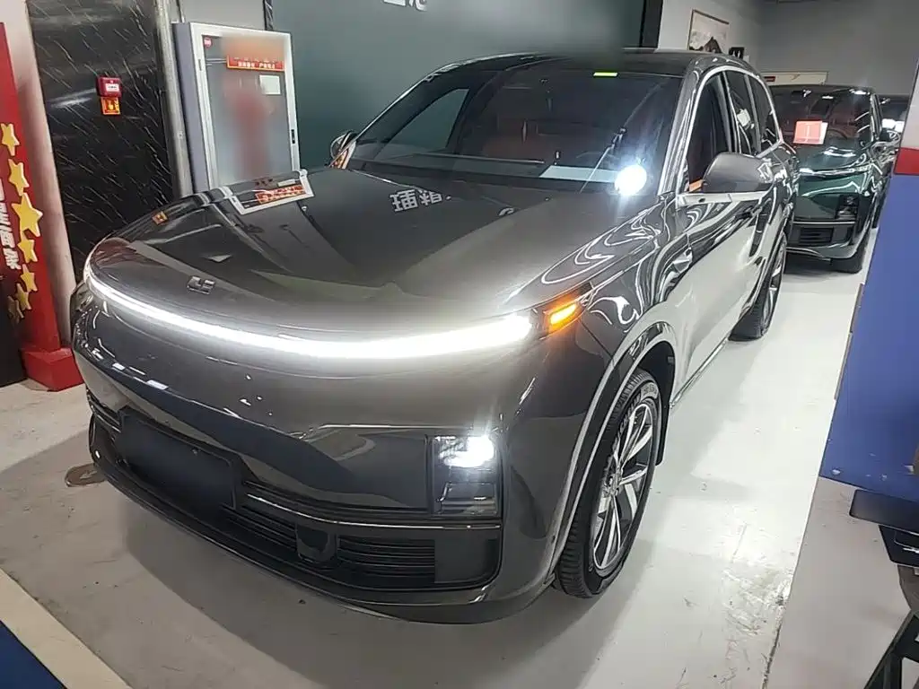 Li Auto Li L8 — миниатюра 2