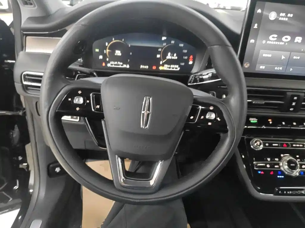 Lincoln Corsair — миниатюра 11