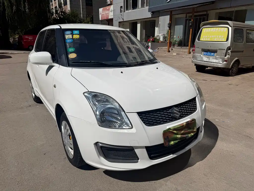 Suzuki Swift — миниатюра 3