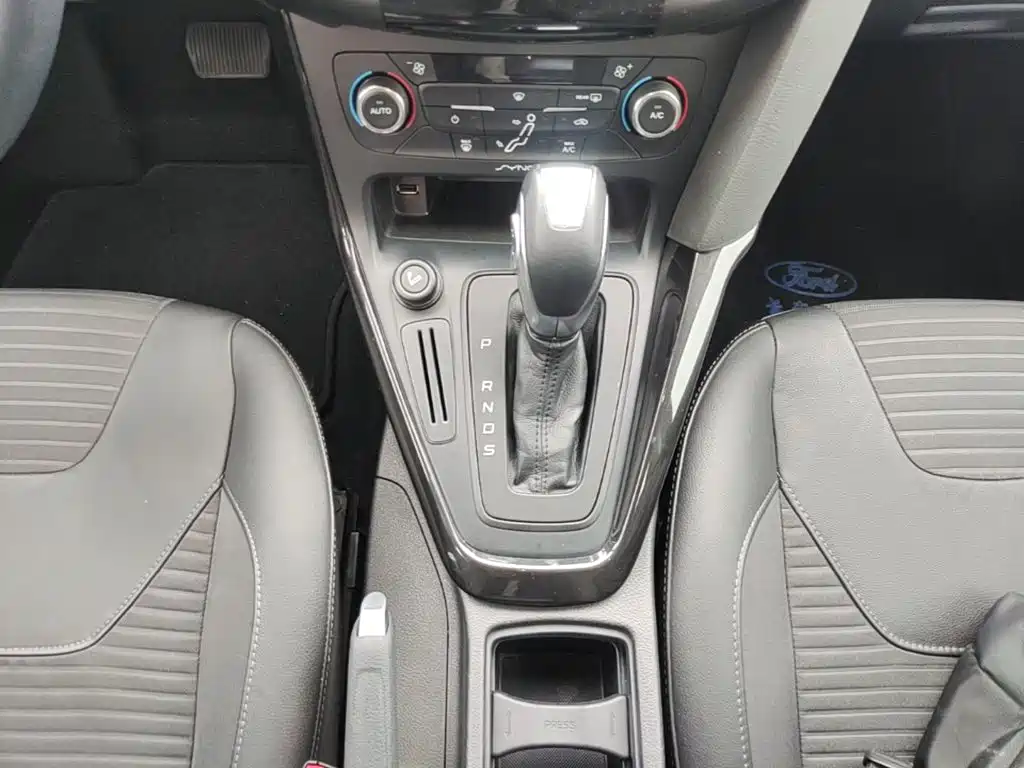 Ford Focus — миниатюра 14