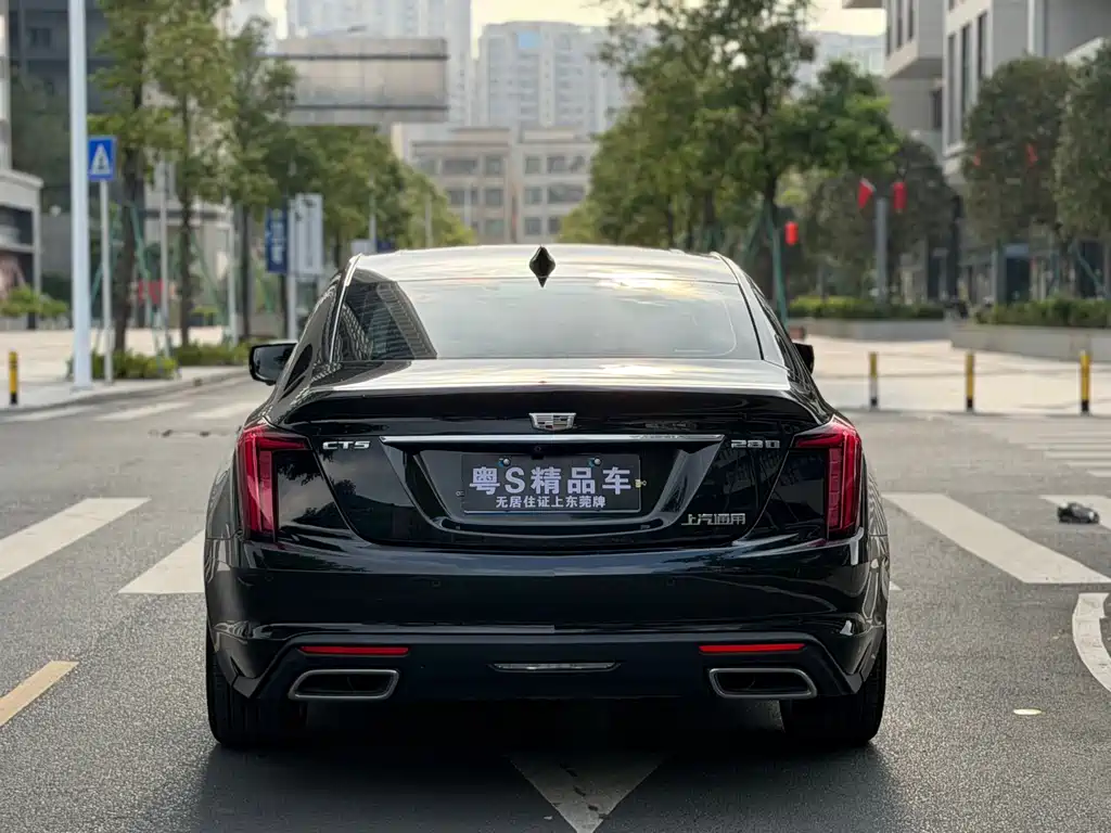 Cadillac CT5 — миниатюра 9