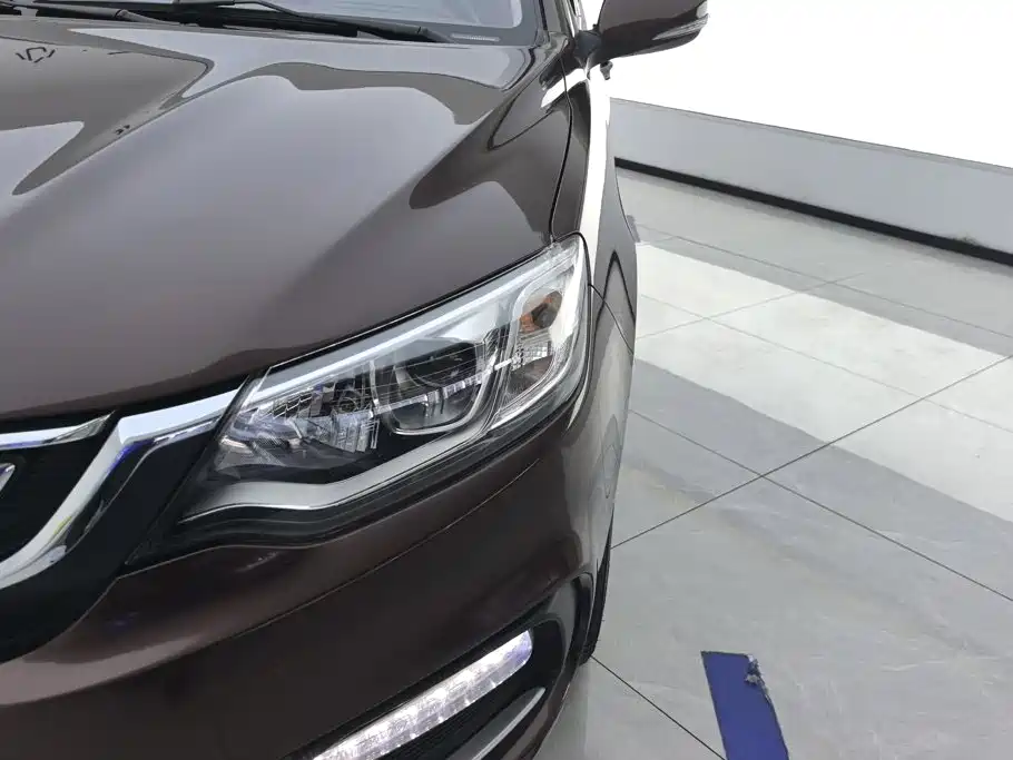 Geely Vision — миниатюра 5