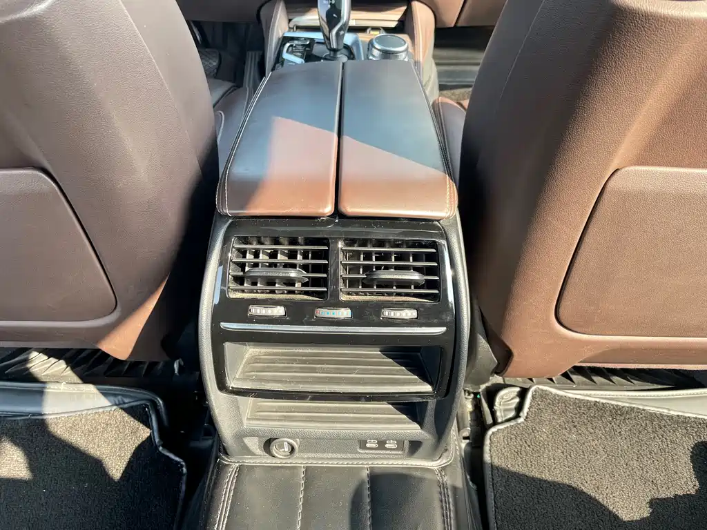 BMW 5 SERIES NEW ENERGY